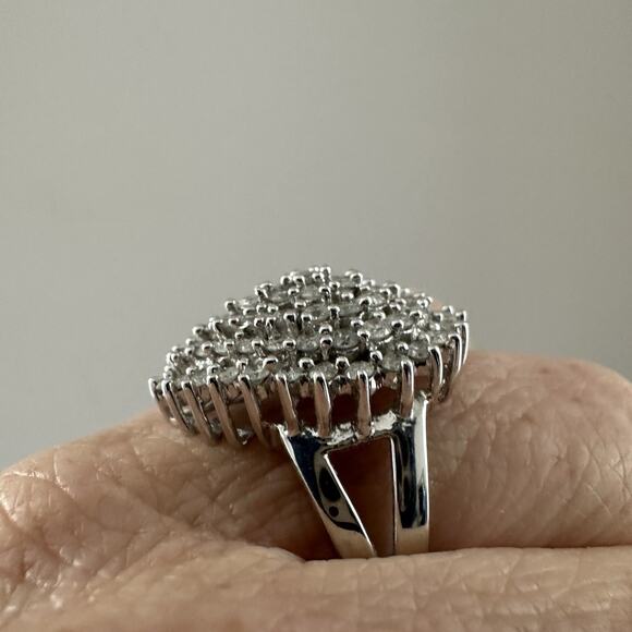 Vintage 10k 1.6 Cttw Cluster Diamond Ring - Picture 9 of 10
